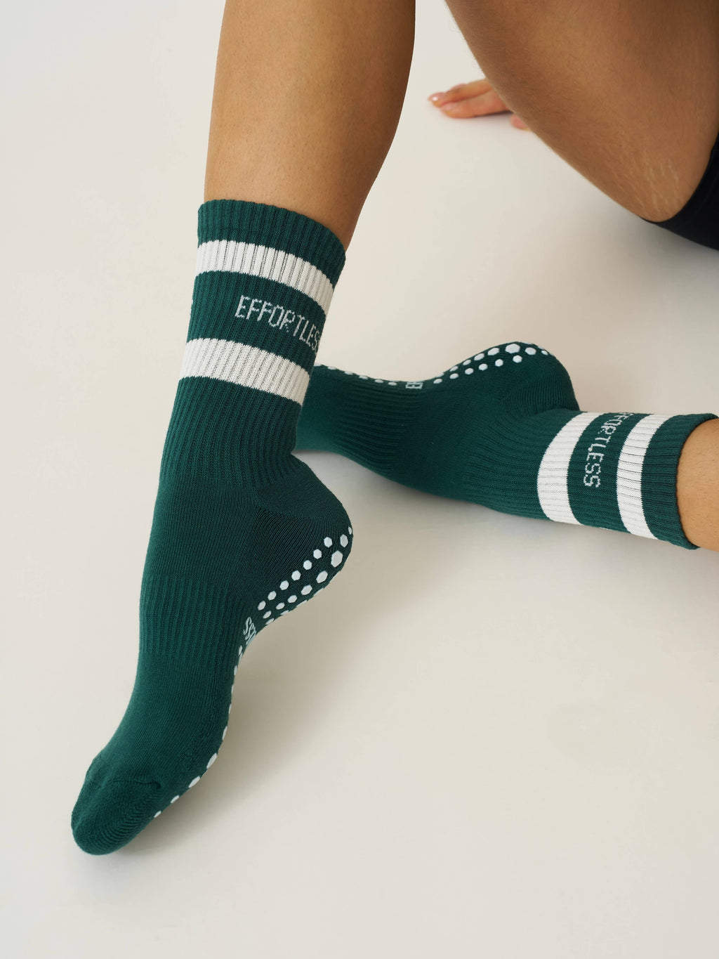😌 Effortless Club Signature Grip Pilates Socks